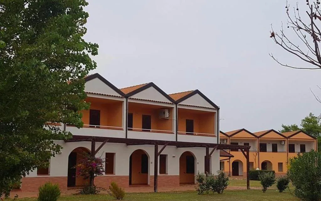 Esterno